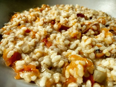 Risotto con zucca, timo al profumo di cannella